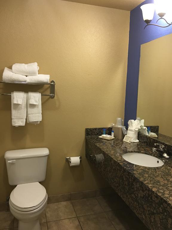 Hilltop Inn&Suites Greenbrier Eksteriør bilde