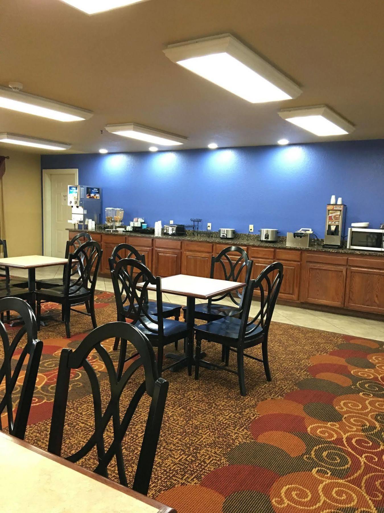Hilltop Inn&Suites Greenbrier Eksteriør bilde